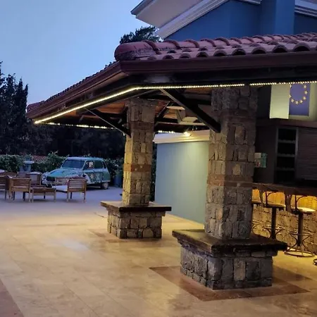 Antas Deluxe Aparts Apartment