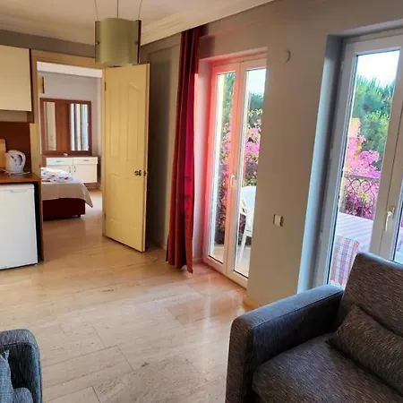Apartment Antas Deluxe Aparts Cedit