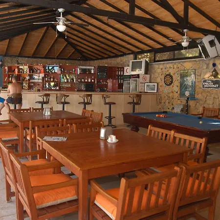 Antas Deluxe Aparts شقة Cedit